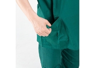 El hospital utiliza quirúrgico médico friega los trajes pone en cortocircuito el cuello en v 100% del algodón de la manga
