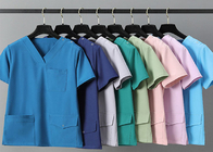 Los uniformes Spandex del hospital friegan los trajes fijan el arreglo para requisitos particulares no irritante disponible