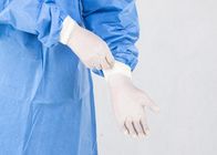 Los guantes disponibles del examen del látex pulverizaron guantes quirúrgicos médicos se pulverizan libremente