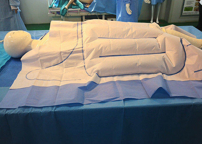 La manta que se calienta paciente pediátrica proporciona el acceso completo del cuerpo del calor del niño